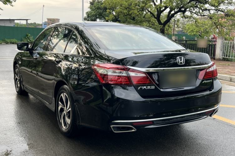 Used Honda Accord 2016 2.0L Elite Edition Exterior 4