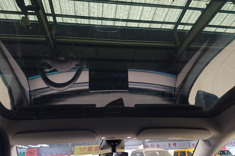 Used Tesla Model Y 2023 Long-Range All-Wheel-Drive Version