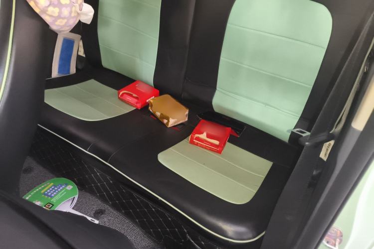 Used Wuling Hongguang MINIEV 2021 Macaron Fashion Model Lithium Iron Phosphate Left Rear Seat