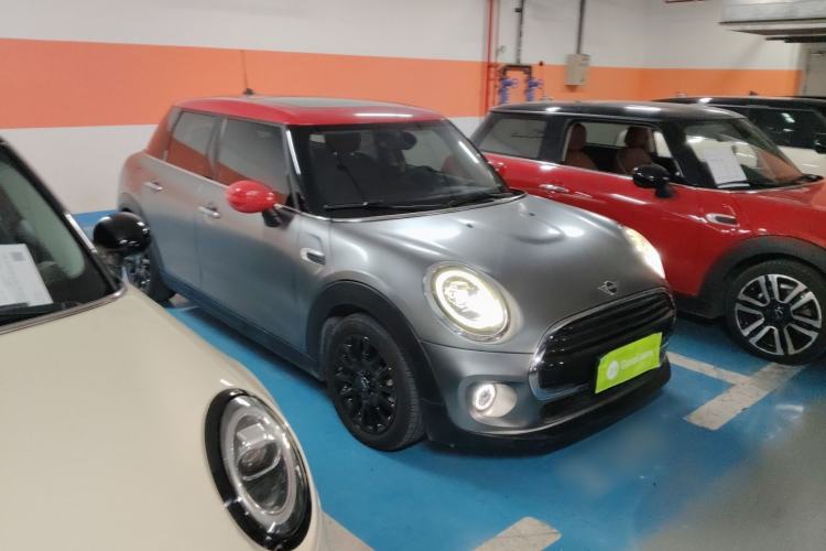 Used MINI MINI 2019 1.5T COOPER Classic Edition Five-Door Version
