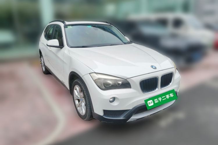 Used BMW X1 2013 sDrive18i Fashion Model Front Right 45 Deg