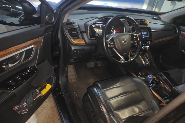 Used Honda CR-V 2019 Brilliant Edition Plus 240TURBO CVT Two-Wheel Drive Fashion Version China VI Emission Standard Driver Seat