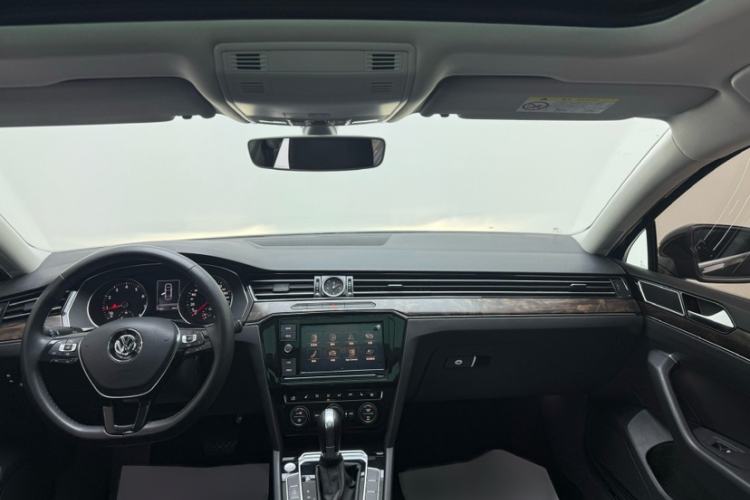 Used Volkswagen Magotan 2019 330TSI DSG Luxury Model China V Standard