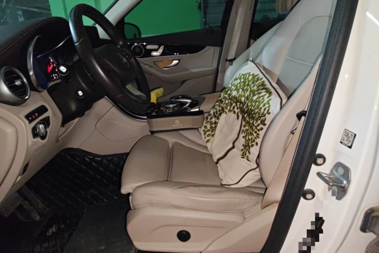 Used Mercedes-Benz GLC 2016 GLC 260 4MATIC Luxury Model Left Front Seat