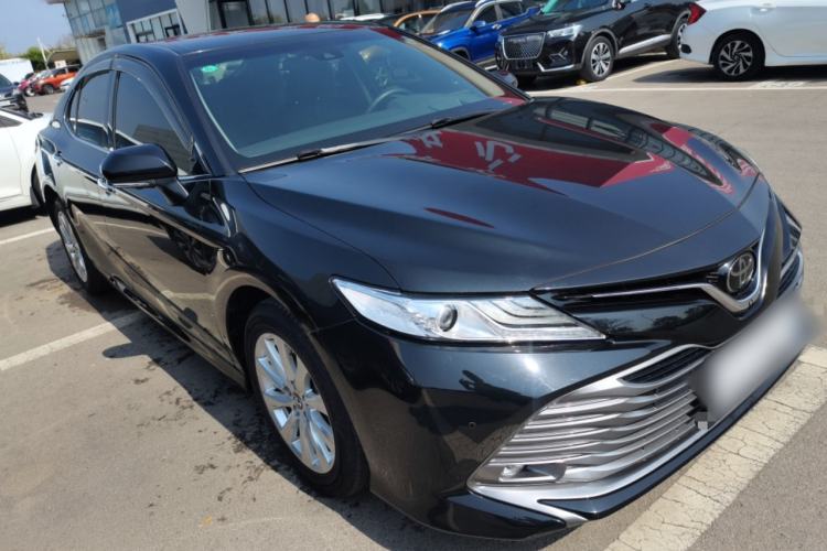 Used Toyota Camry 2018 2.0G Luxury Edition
