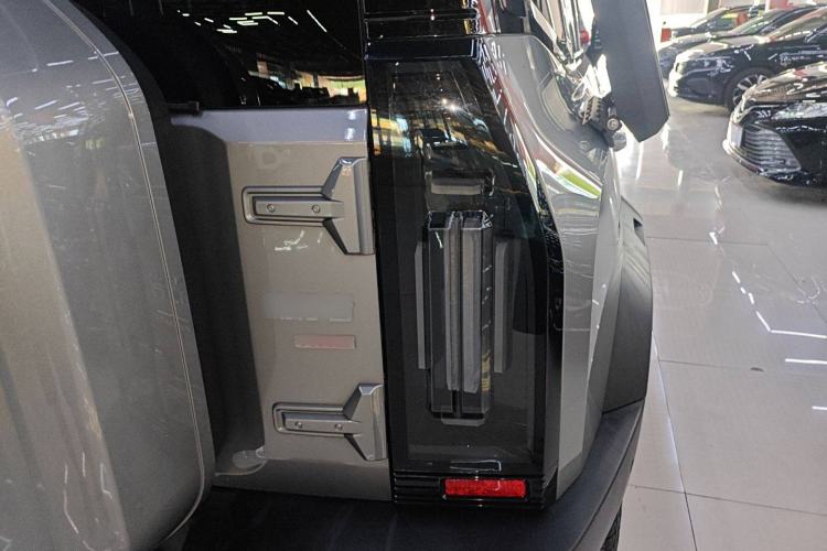 Used JETOUR Traveler 2023 2.0T All-Wheel Drive CrossPRO+