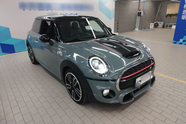 Used MINI 2018 2.0T COOPER S Racing Driver Front Right 45 Deg