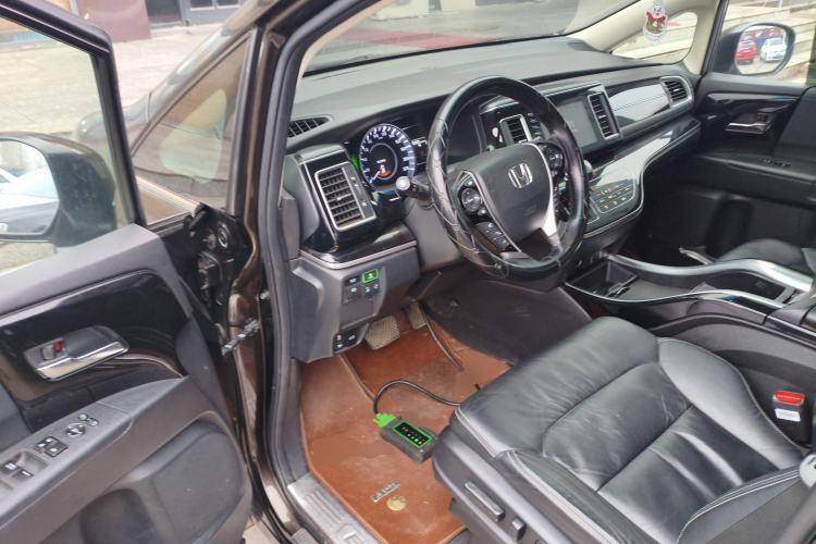 Used Honda Elysion 2019 2.0L Hybrid Luxury Edition
