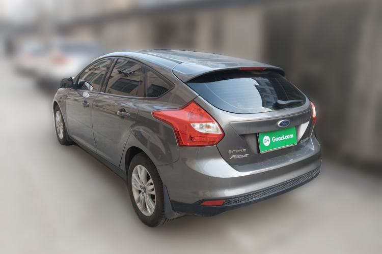 Used Ford Focus 2012 Hatchback 1.6L Manual Comfort Model
