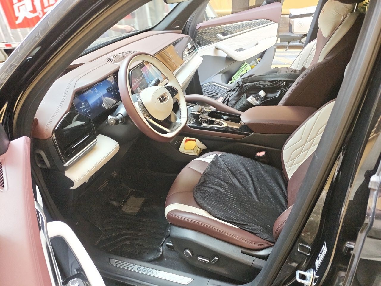 Geely Auto Monjaro L 2021 2.0TD High-Power Automatic All-Wheel-Drive Flagship Version — снимка 15