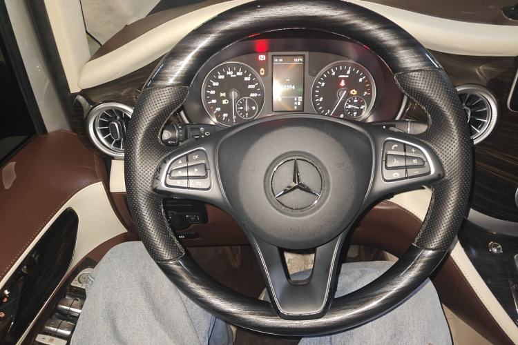 Used Mercedes-Benz Vito 2021 2.0T Elite Version 7 Seats