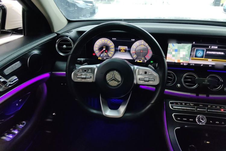 Used Mercedes-Benz E-Class 2019 Restyled E 300 L Sporty and Stylish Edition Steering Wheel