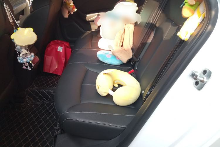 Used Roewe i6 2018 16T Automatic Flagship Edition Left Rear Seat