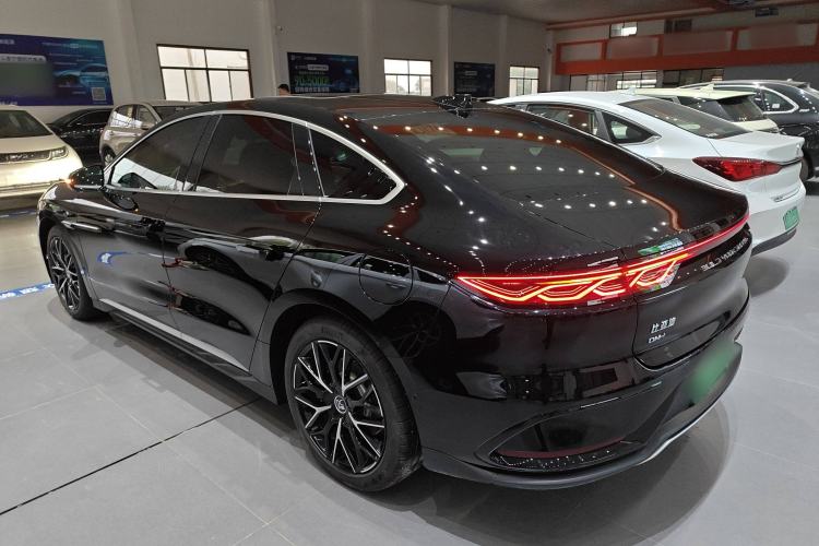 Used BYD Han 2025 DM-i Intelligent Driving Edition 125KM Prestige Model