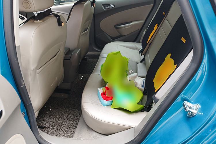 Used Buick GT 2012 XT 1.6L Manual Entry-Level Model