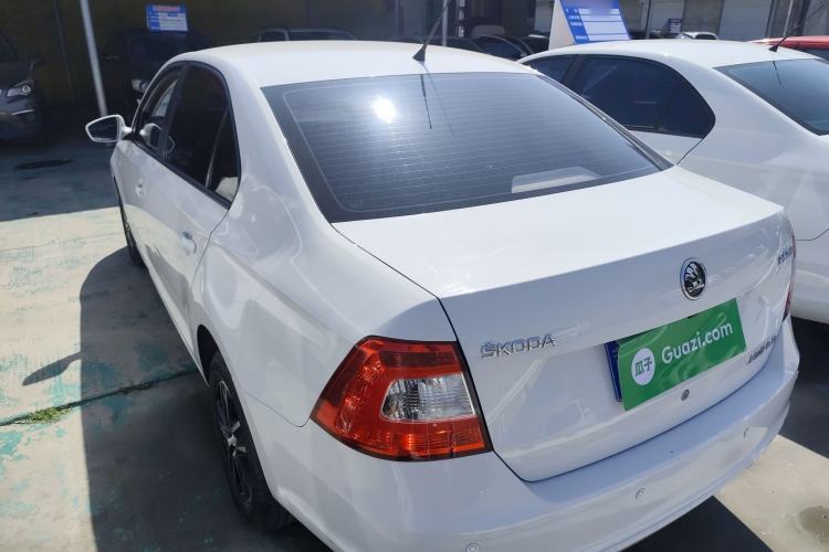 Used Skoda Rapid 2016 1.4L Manual Front-Wheel Drive Model Rear Left 45 Deg