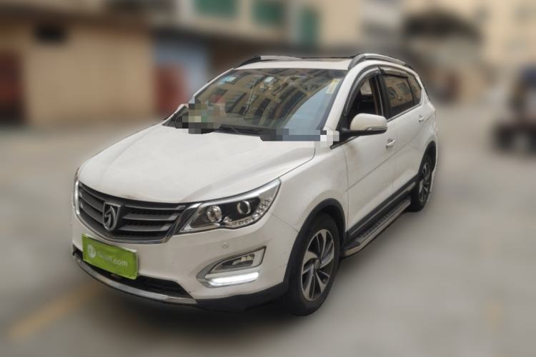Used Baojun 560 2015 1.8L manual luxury version