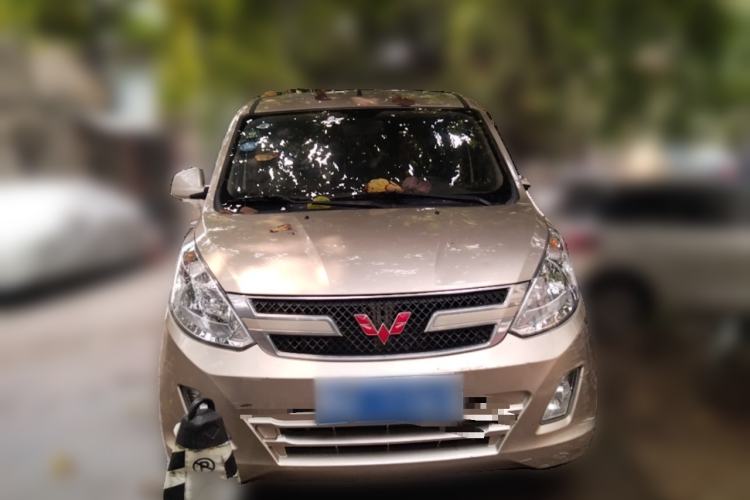 Used Wuling Rongguang V 2018 1.5L Standard Version
