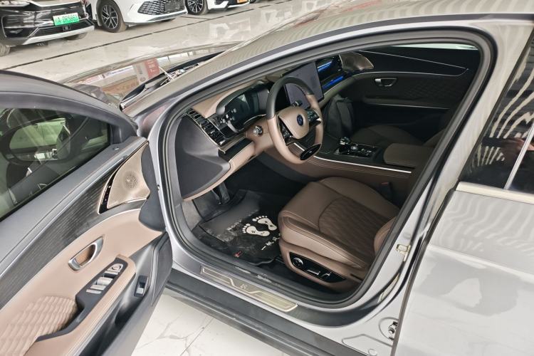 Used BYD Han 2023 DM-i Champion Edition 200KM Flagship Model