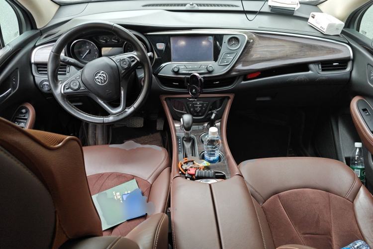 Used Buick Envision 2017 28T Four-Wheel Drive Elite Model Center Console