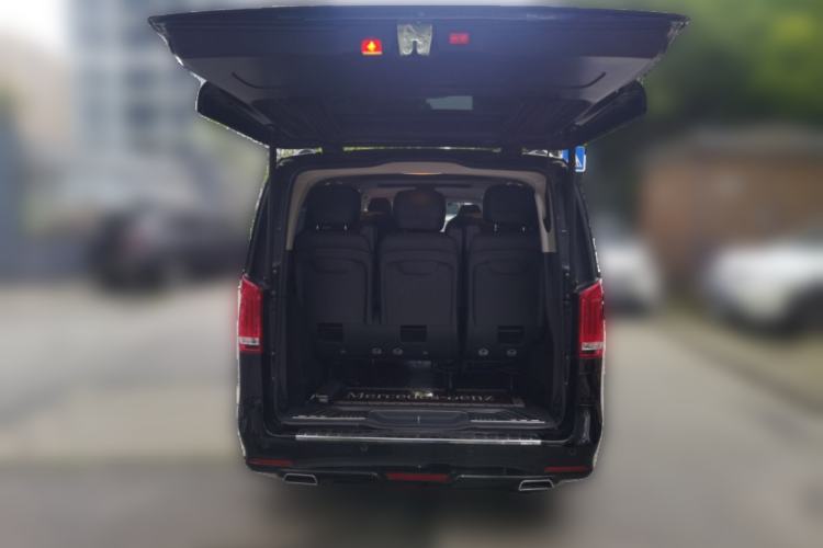 Used Mercedes-Benz V-Class 2021 V 260 Avantgarde Edition Trunk