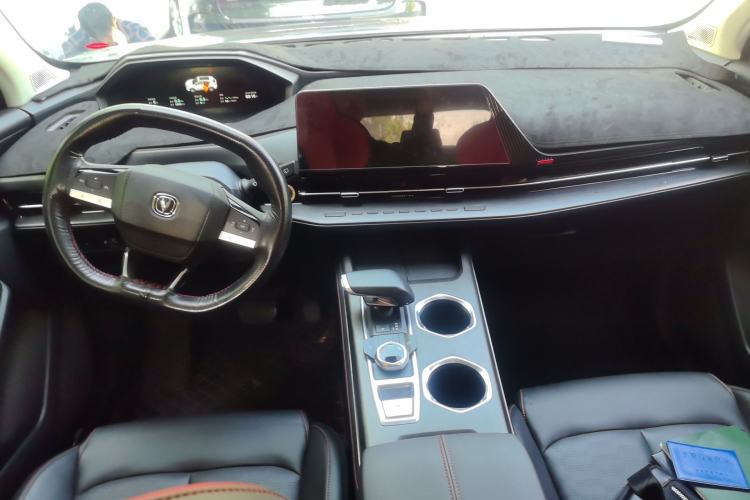 Used CHANGAN CS55PLUS 2022 2nd Generation 1.5T DCT Prestige Version Center Console