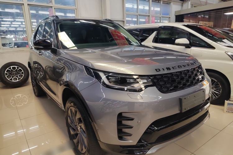 Used Land Rover Discovery 2023 Revised Version 360 PS R-Dynamic S