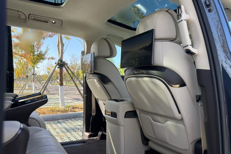 Used Denza D9 2024 DM-i 980 Four-Wheel Drive Flagship Model