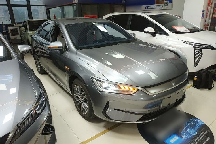 Used BYD Qin PLUS 2024 Honor Edition EV 510KM Beyond Model Front Right 45 Deg