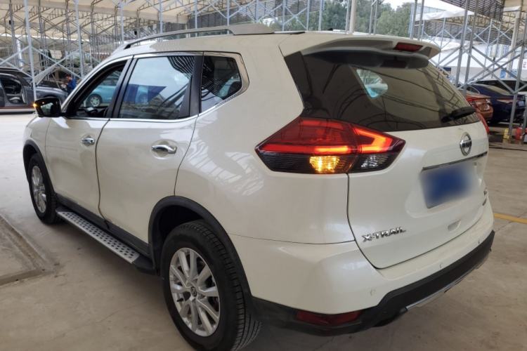 Used Nissan X-Trail 2019 2.0L CVT Smart Connect Comfort Edition 2WD
