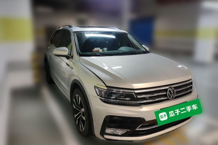 Used Volkswagen Tiguan L 2021 330TSI Automatic Two-Wheel Drive R-Line Flagship Edition

