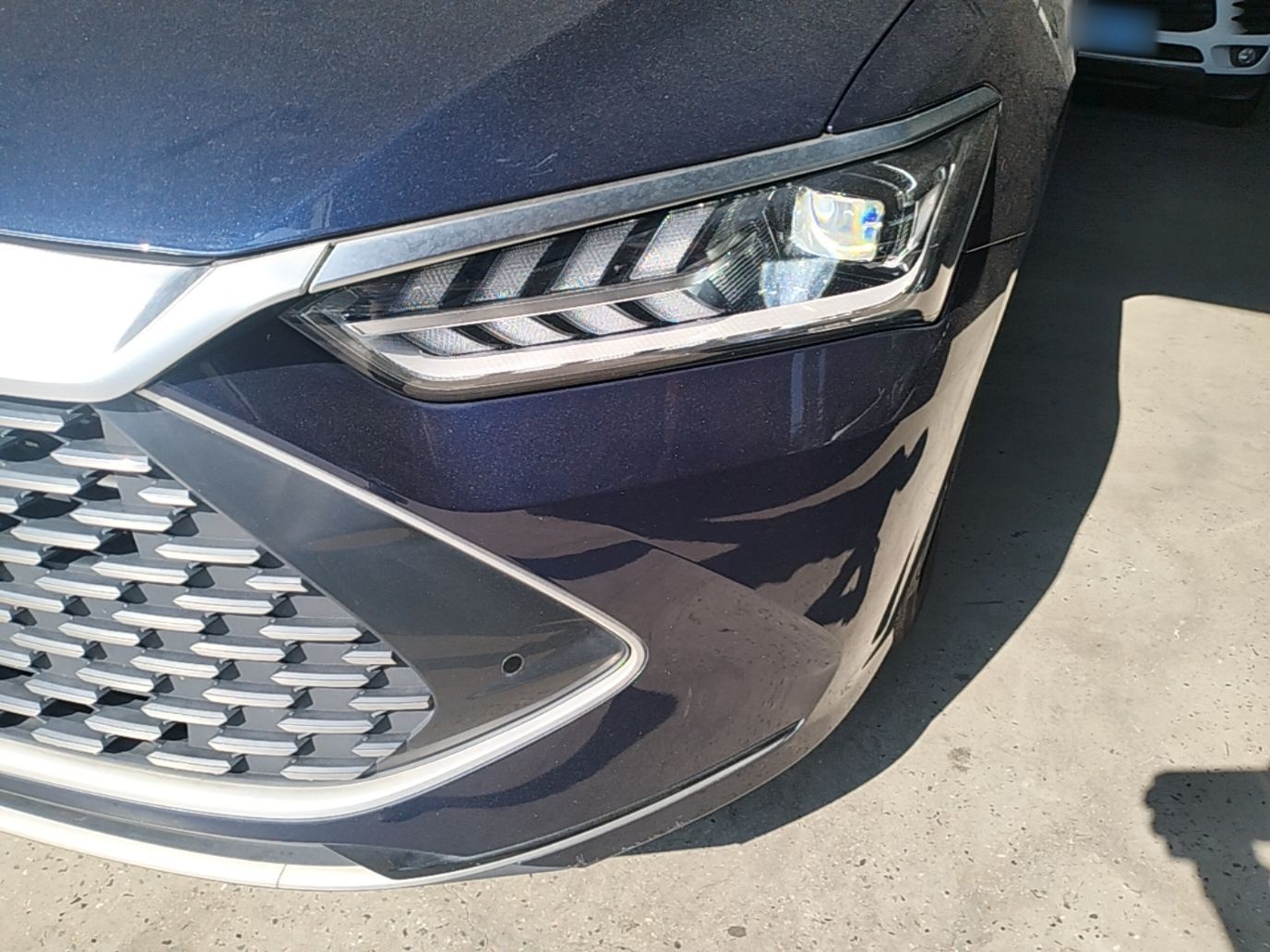 BYD Qin PLUS 2023 Champion Edition DM-i 55KM Superior Model — снимка 8