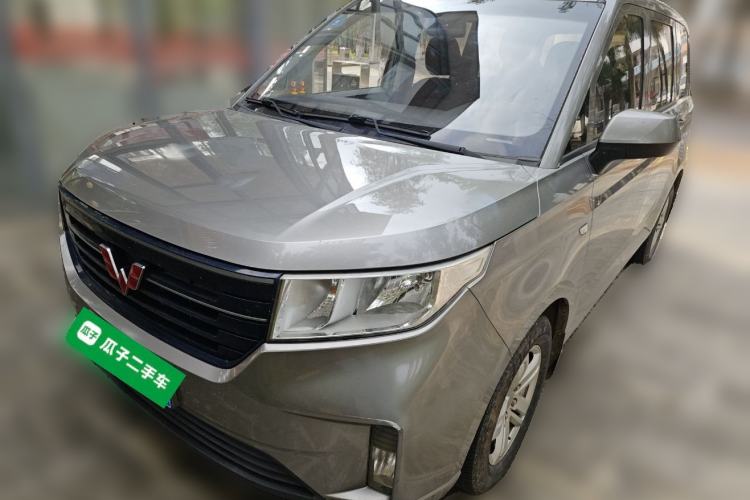 Used Wuling Hongguang PLUS 2019 1.5T Manual Comfort Version 7 Seats