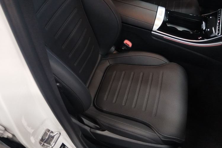 Used Mercedes-Benz C-Class New Energy 2025 C 350 eL Right Front Seat