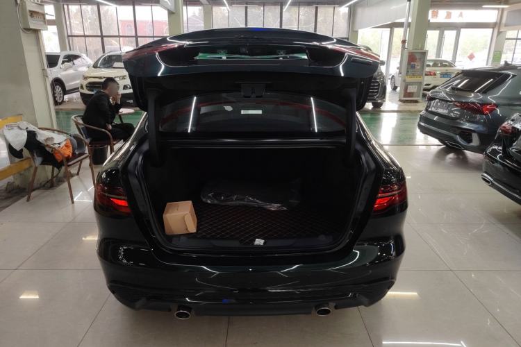 Used Jaguar XEL 2024 2.0T 250 PS R-DYNAMIC S Ebony Black Sport Edition