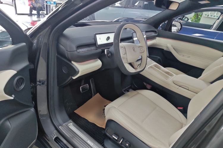 Used Nio ES6 2023 75 kWh
