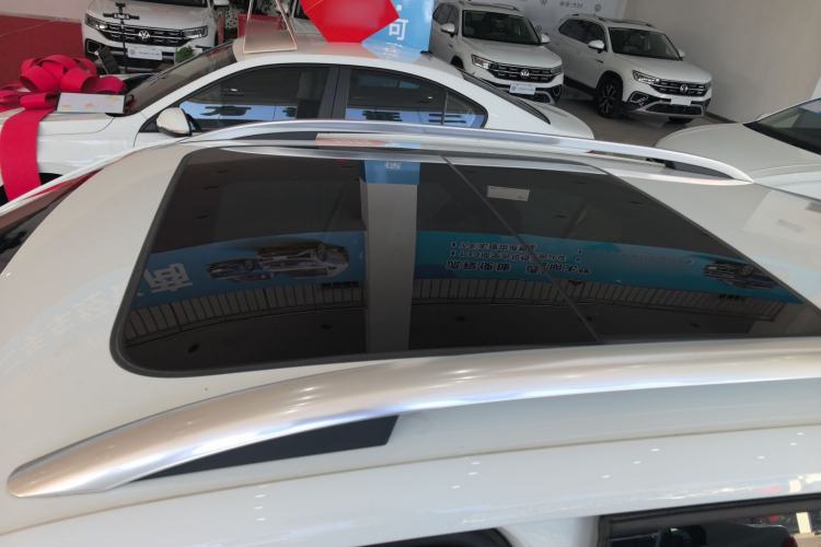 Used Volkswagen Tacqua 2023 200TSI DSG Joy-Connect Edition
