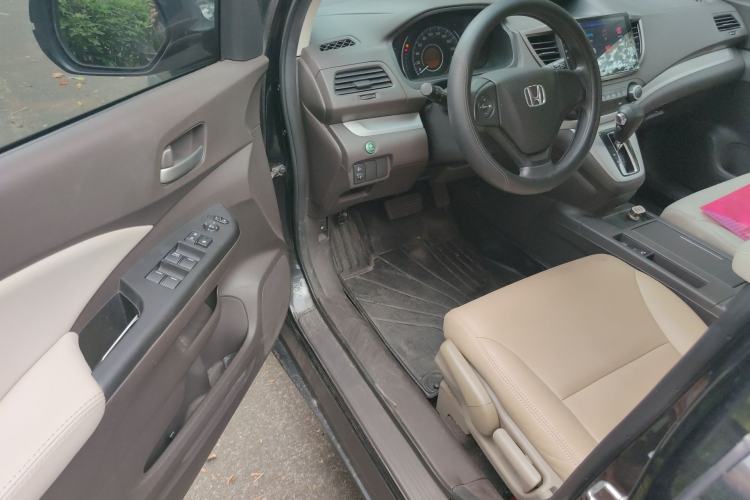 Used Honda CR-V 2013 2.0L 2WD Classic Edition Driver Seat