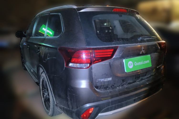 Used Mitsubishi Outlander 2018 2.0L Two-Wheel Drive Glory Edition 5 Seats