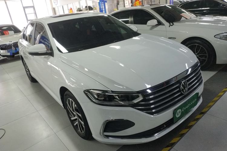 Used Volkswagen Lavida 2023 300TSI DSG Full-Comfort Edition Front Right 45 Deg