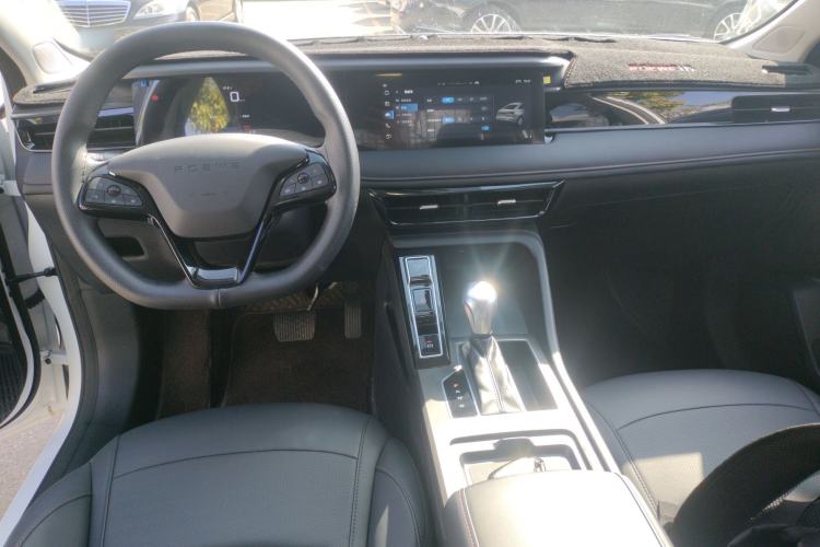 Used Roewe i5 2023 1.5L CVT Luxury Edition