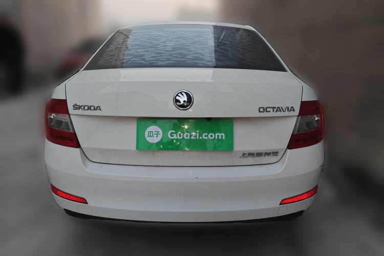 Used Skoda Octavia 2017 Classic Model 1.6L Manual Comfort Edition