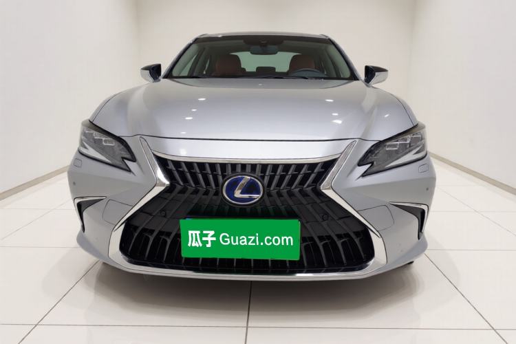 Used Lexus ES 2021 300h Deluxe Edition
