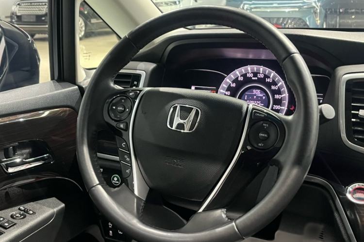 Used Honda Odyssey 2018 2.4L Smart Edition Interior 6