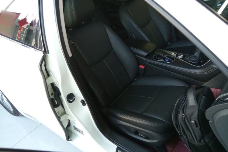 Used Infiniti Q50L 2021 2.0T Comfort Edition Right Front Seat