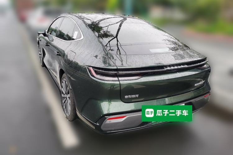 Used Geely Galaxy 8 2025 130km EM-P Exploration Edition
