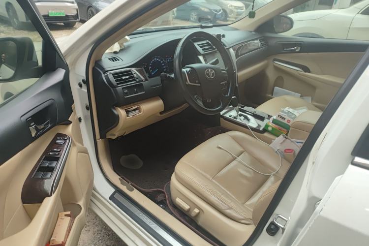 Used Toyota Camry 2015 2.0G Premier Edition Driver Seat