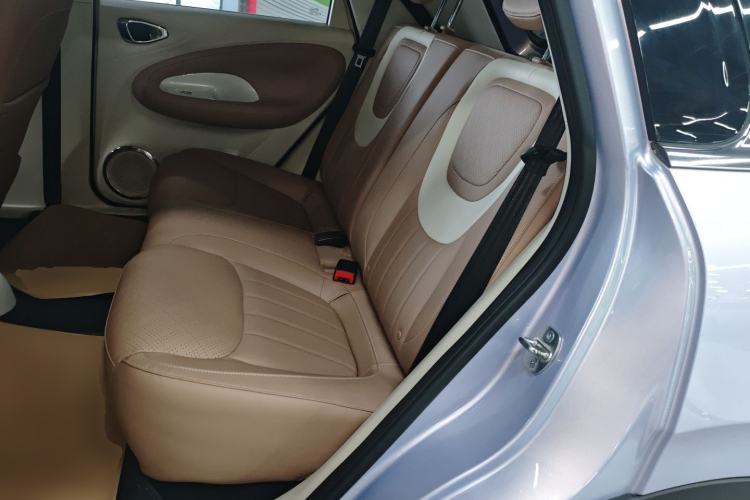 Used Wuling Bingo 2025 410 km Lingxi Deluxe Edition Left Rear Seat