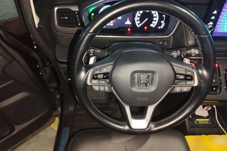 Used Honda Elysion 2022 2.0L eHEV Luxury First Edition