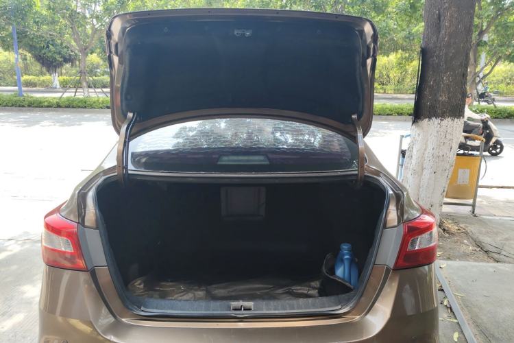 Used Nissan Sylphy 2018 1.6XV CVT Deluxe Edition Trunk